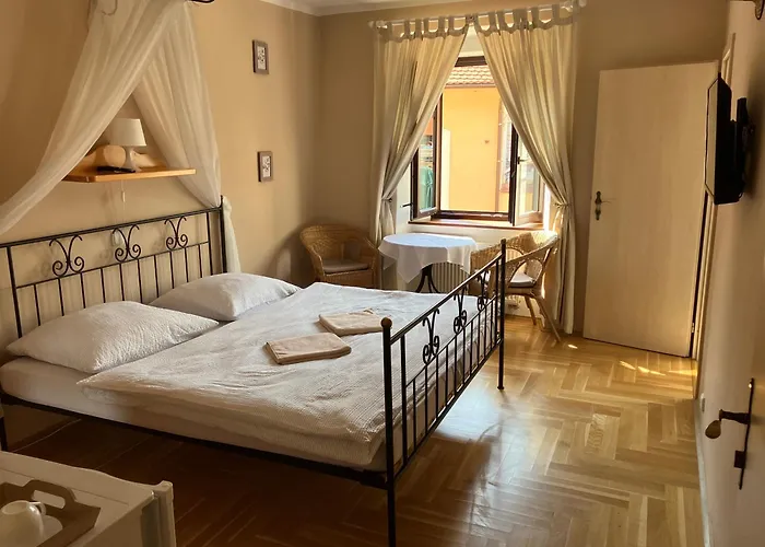 U Mrazku Gæstehus 3*